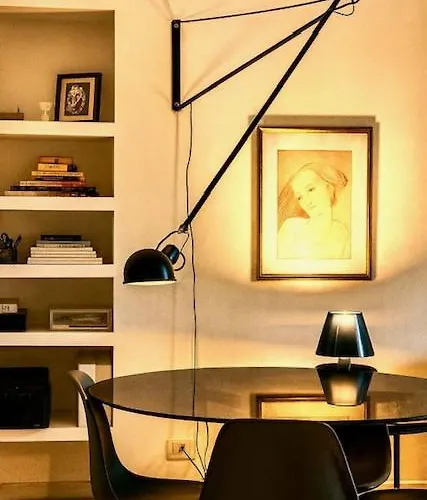 Homestay Charmingpenthouseboutiquerooms *