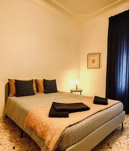Charmingpenthouseboutiquerooms * Rome